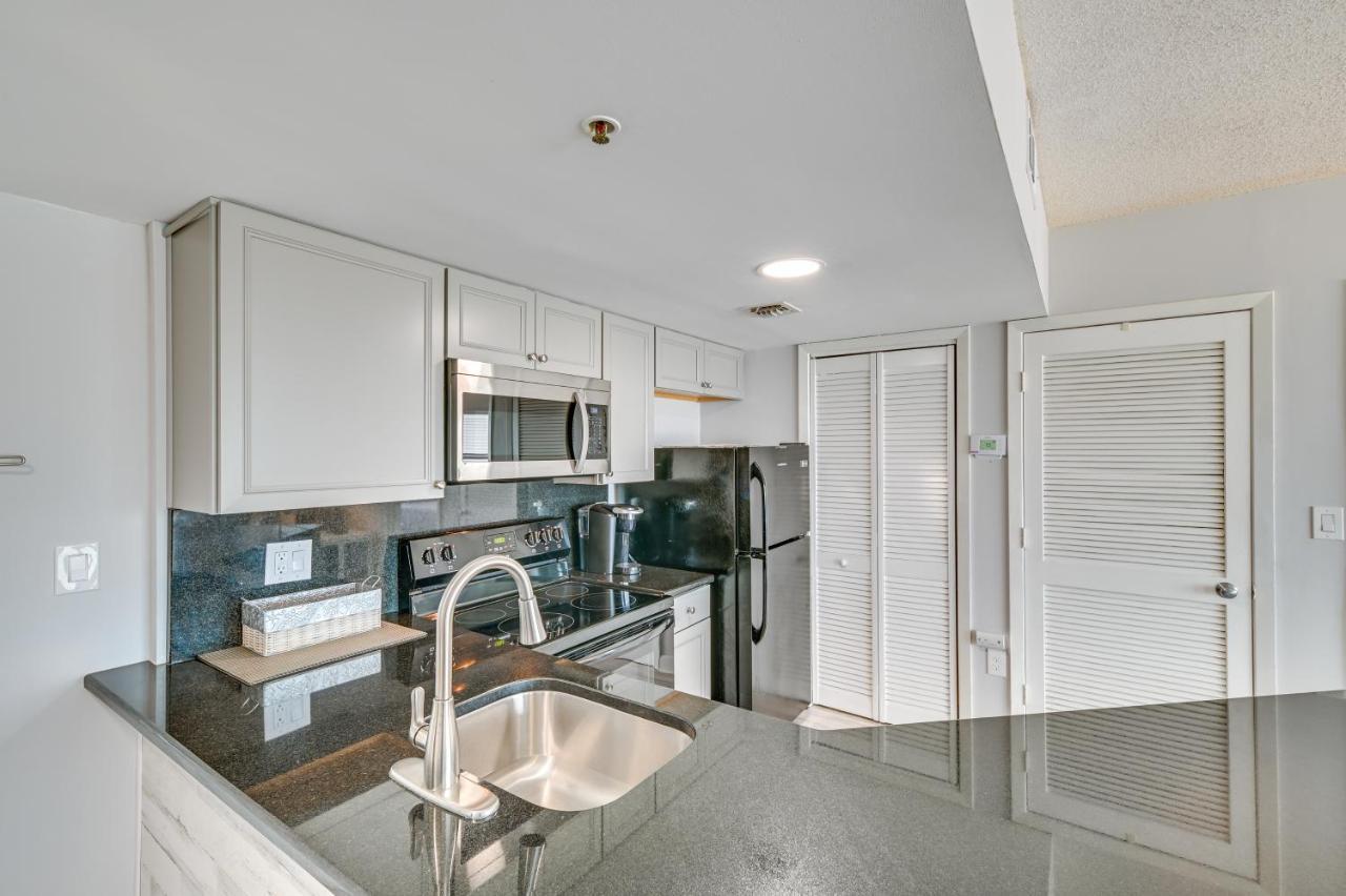 Oceanfront Myrtle Beach Condo With Balcony And Views! Exterior photo